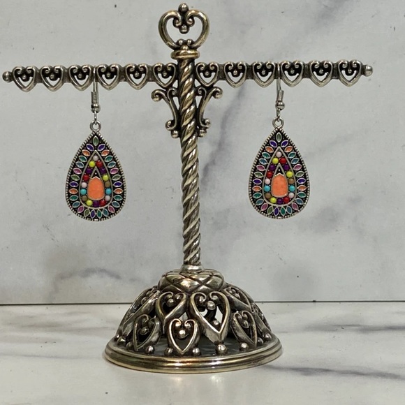 THE PERFECT BOHEMIAN TEARDROP EARRINGS; VERY LIGHTWEIGHT AND VERSATILE! - Picture 1 of 4